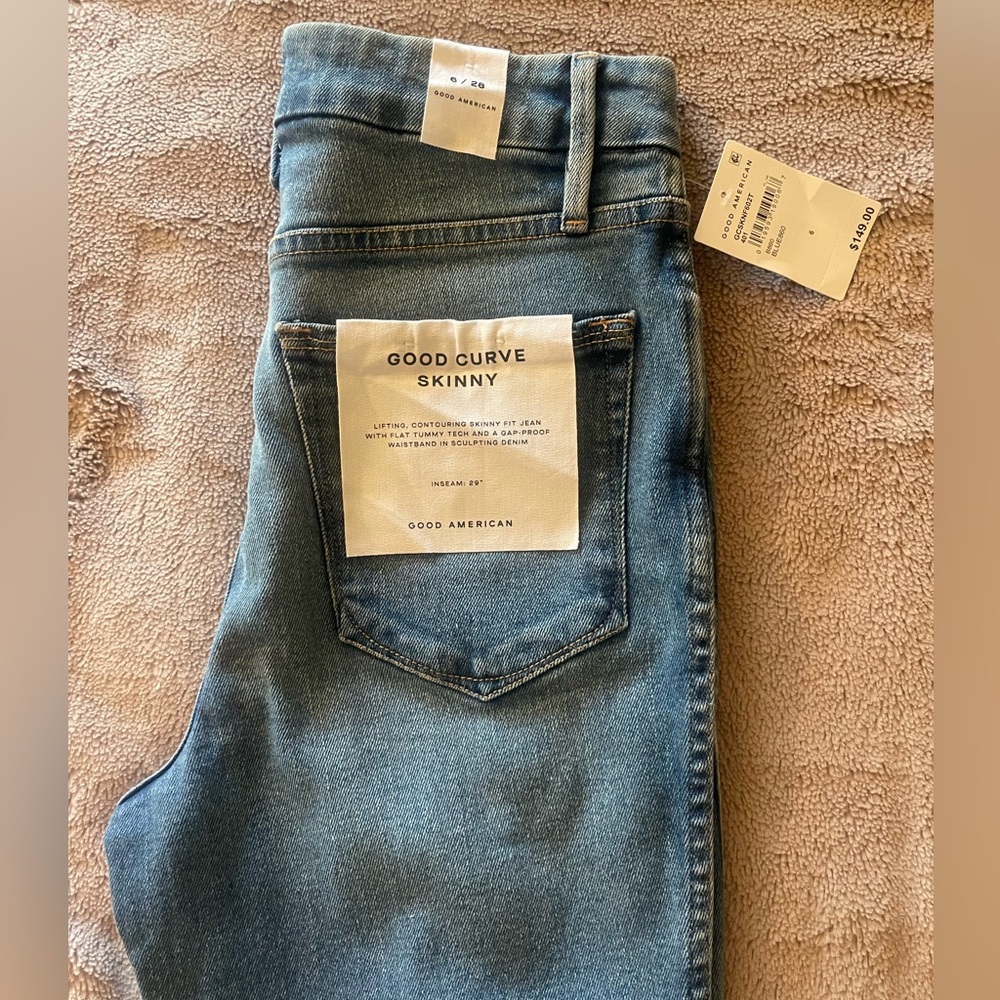 Good American Good Curve Skinny Natural Fray Denim Jeans
